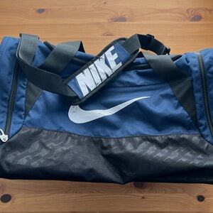Nike XL Duffel Bag